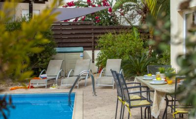 Вилла КЛИАНСА в районе пляжа Фиг Три бей и дикой уединенной бухты для дайвинга