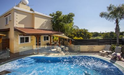 Айя Напа ТРОПИКАЛ БИЧ вилла в районе известного пляжа с белым песком Нисси Бич