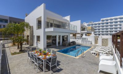 САНРАЙЗ бичфронт вилла на побережье Протарас