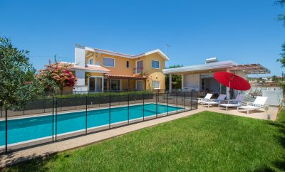 4 спальная вилла ДАНАИ для 10 персон в прекрасной Айя-Напе