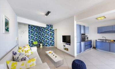 ПАЛЛИНИ СЮИТ 201 на первой линии пляжа Фигового дерева