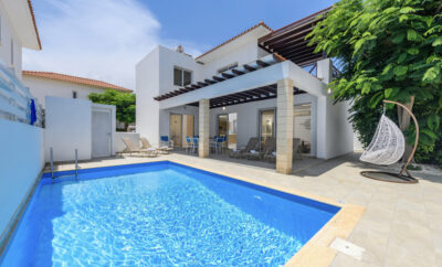 КОННОС БРИЗ — вилла с бассейном на 7 персон