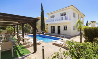 NISSI ADAMIT — светлая и современная вилла с бассейном в Айя-Напе