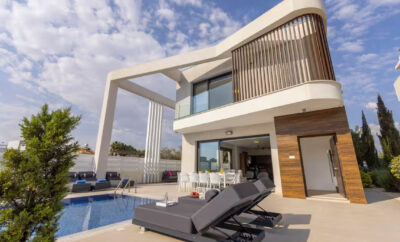 NISSI LUXURY VILLA — в курортной зоне Айя Напы возле пляжей с белым песком