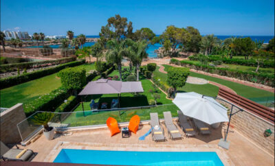 RICKY Beachfront VILLA — дом у самого моря в сердце Протараса + подогрев бассейна