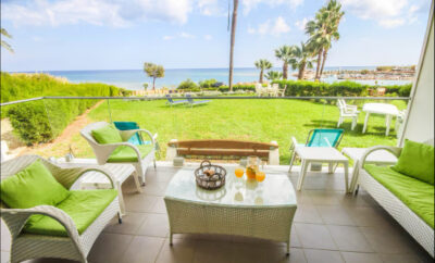 TRIDENT BEACH APARTMENT 3 — люкс у моря рядом с садом