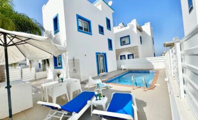 SANTORINI BEACHFRONT VILLA в Каппарисе