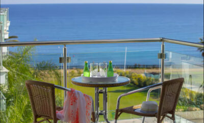 CORALLI A305 — видовой апартамент на первой линии моря