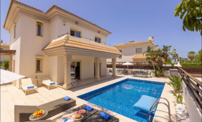 MALAMA VILLA — семейный дом с бассейном на берегу моря