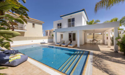 UTOPIA PROTARAS — стильная вилла возле моря в центре курорта Протарас