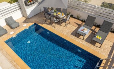 CEMELIA — семейная вилла рядом с морем в Пернере, Протарас