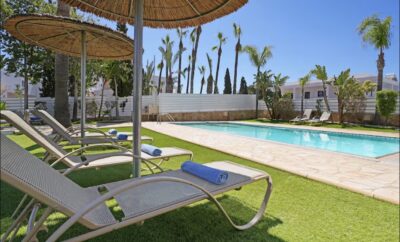 GREENERY PROTARAS VILLA — дом с садом и басейном рядом с песчаными пляжами